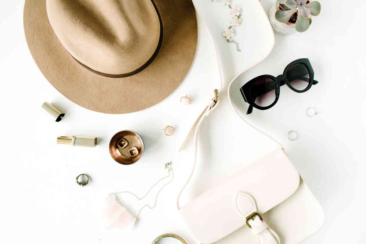 5 Must-Have Fashion Accessories for a Stylish Look