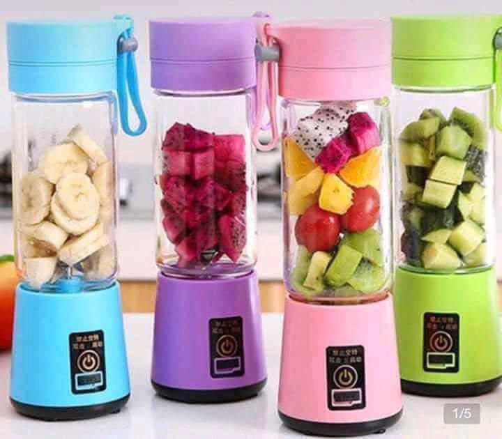 Rechargeable smoothie maker